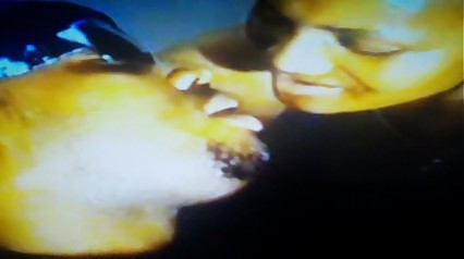 deep kissing